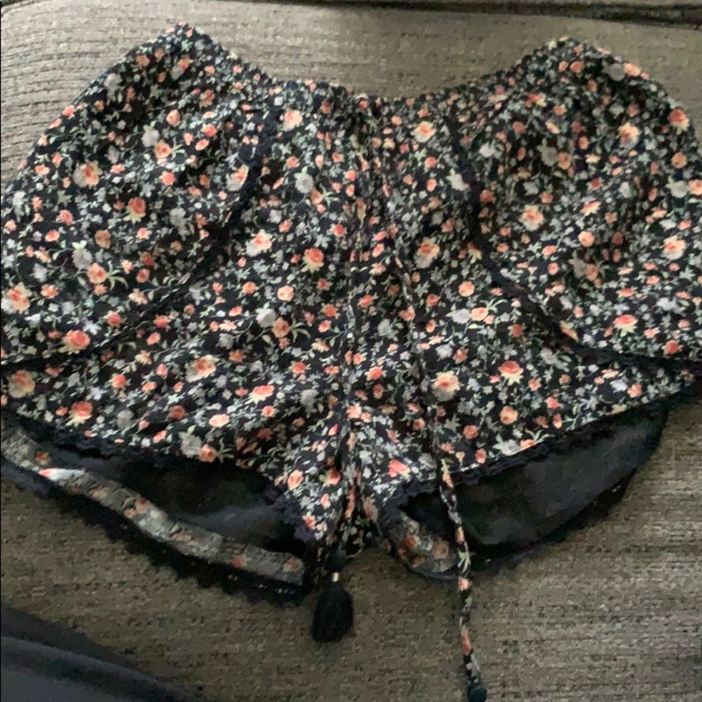 New with tag, American eagle dress shorts